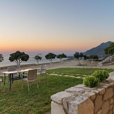 Mathios Apartments Falassarna Falasarna Buitenkant foto
