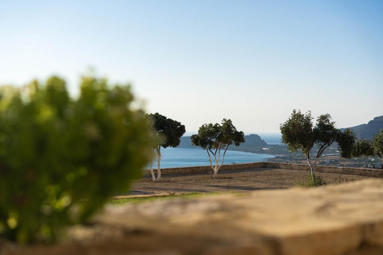 Mathios Apartments Falassarna Falasarna Buitenkant foto