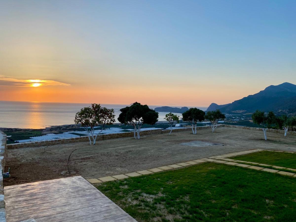 Mathios Apartments Falassarna Falasarna Buitenkant foto